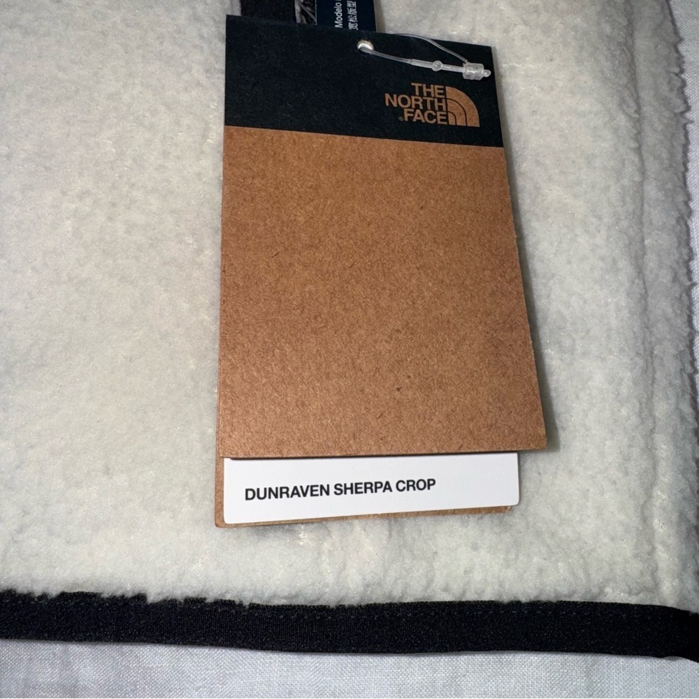 NWT. The North Face Dunraven Sherpa Jacket. Size Medium. Vintage White - Picture 4 of 5